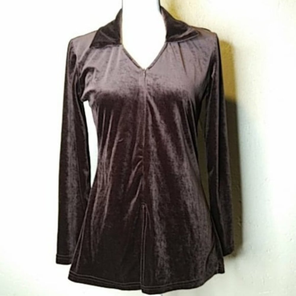 Regatta Black Velvet V-Neck Flare Top Sz Small